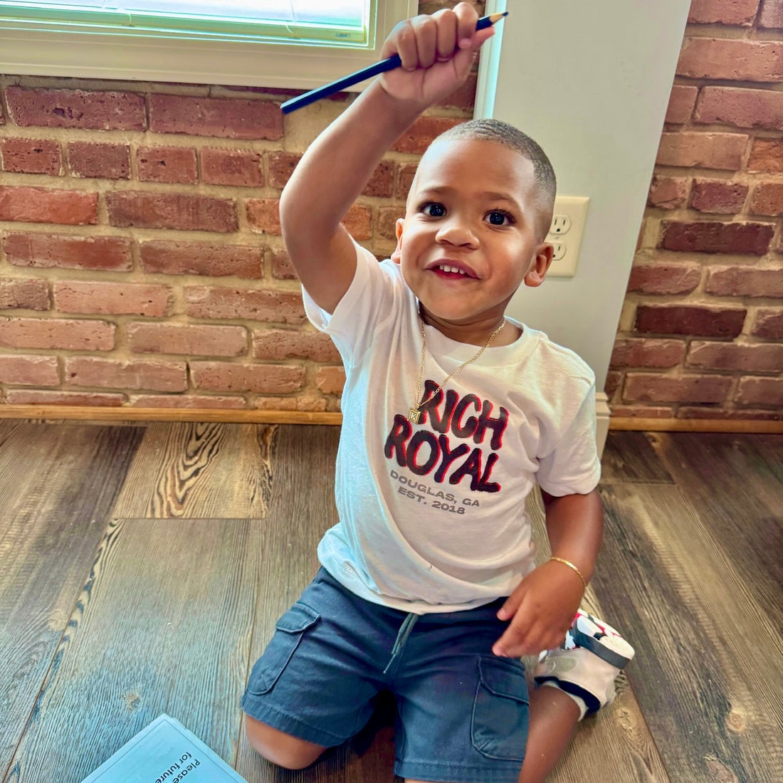 KIDS: Spray Paint Tee (WHITE/RED/GREY/BLACK)