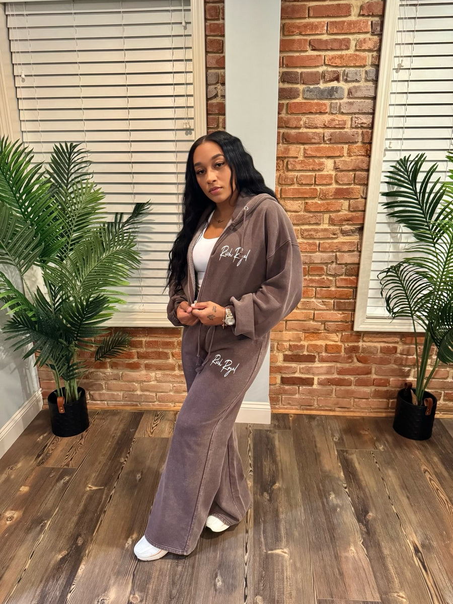 WOMEN: Crop Zip Jacket + Flare Pant Set (EXPRESSO)