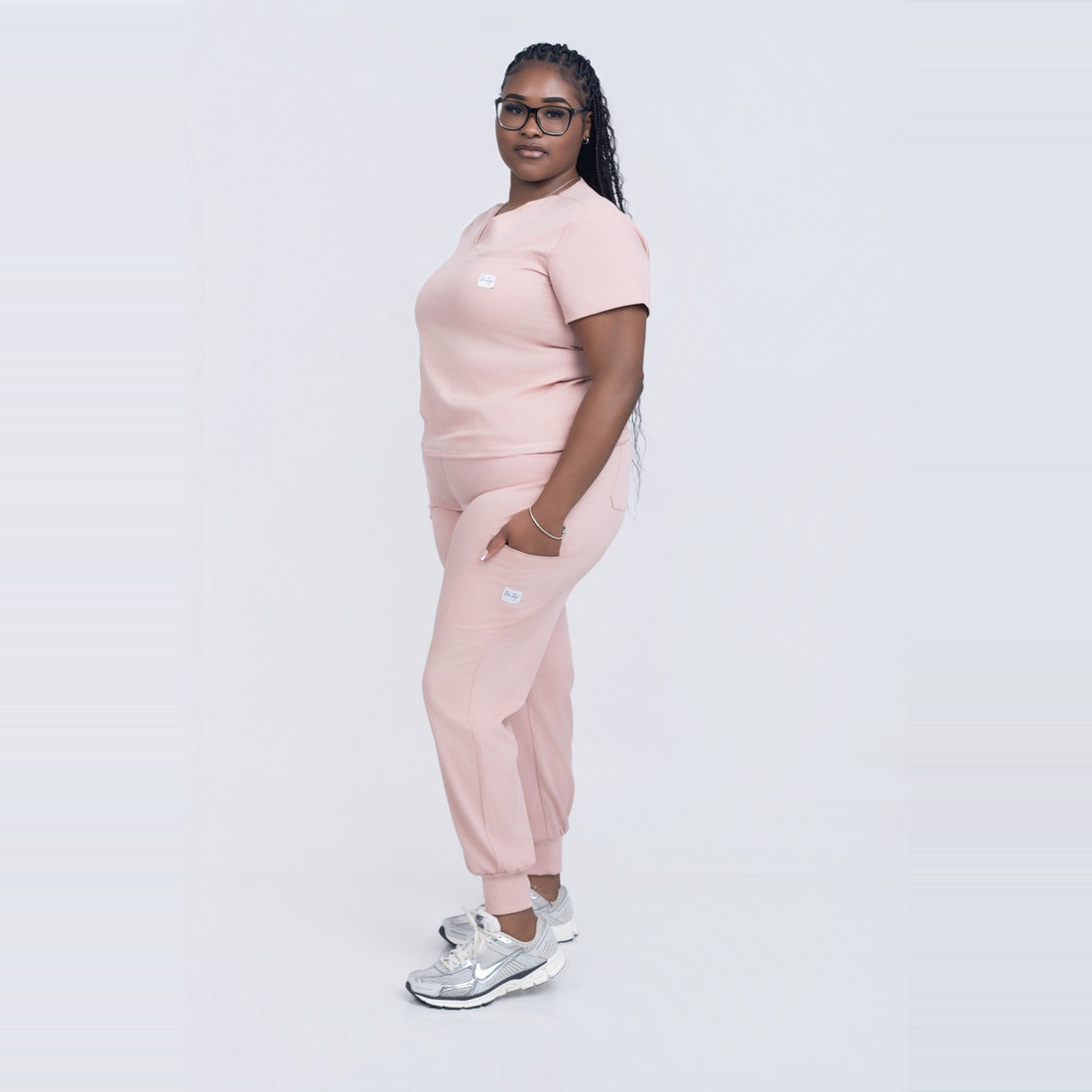 UNISEX: Scrub V-Neck + Jogger Set (PALE PINK)